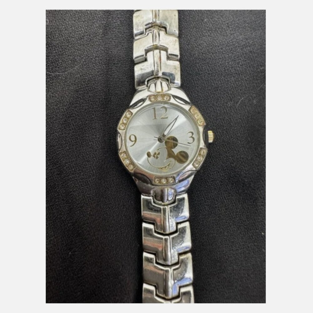 Vintage Disney Affinity Diamonds Mickey Mouse Watch Mother of Pearl Dial?